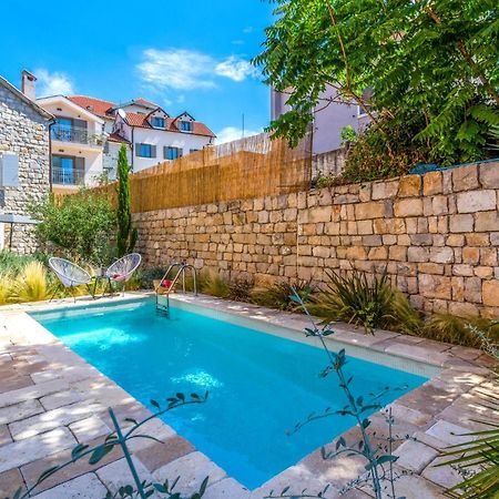 Stunning Home In Split With Outdoor Swimming Pool Kültér fotó
